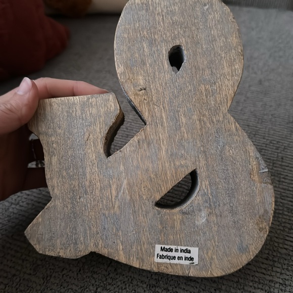 & symbol decoration - Picture 3 of 3